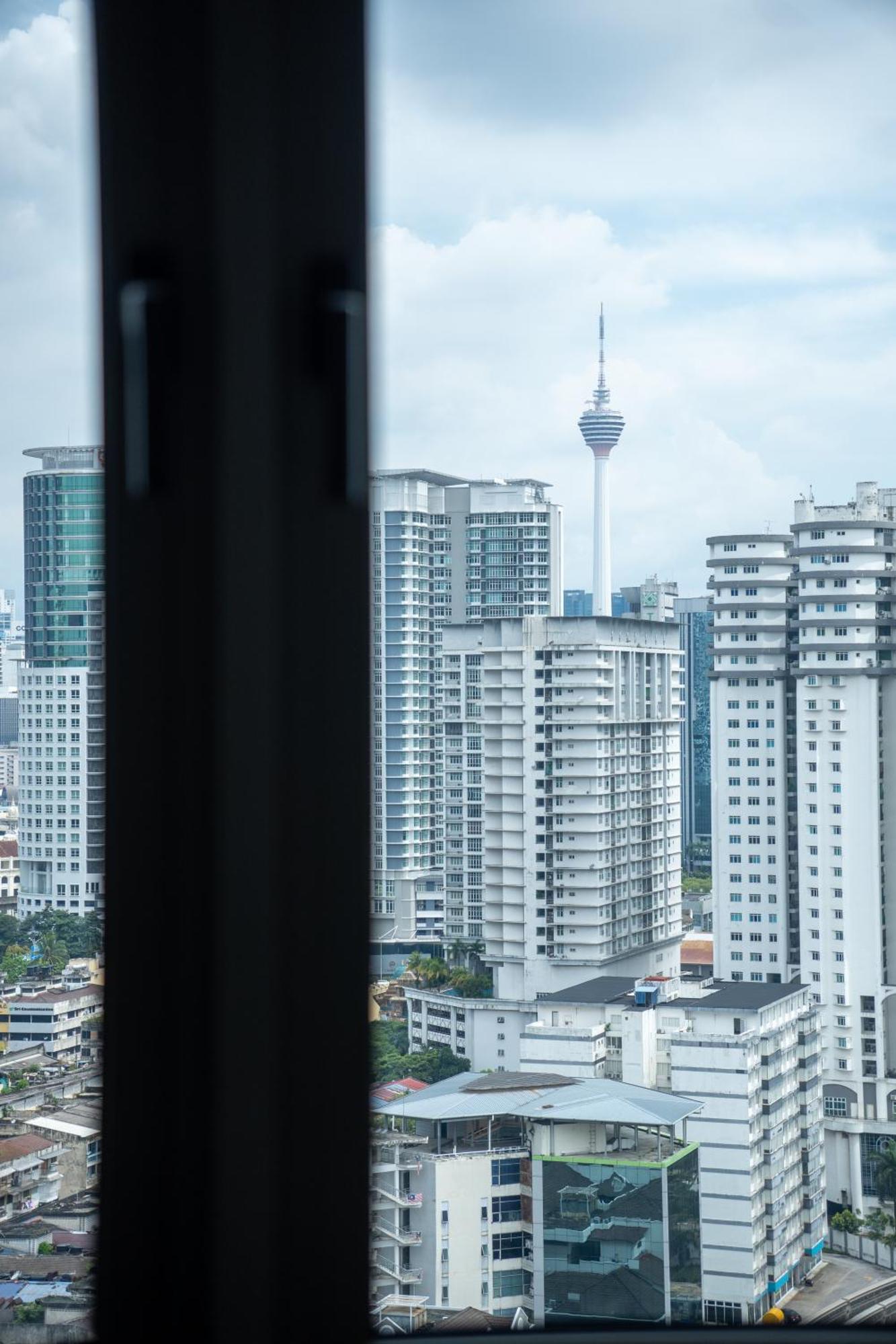 Upper Hotel Suites Kl Sentral Kuala Lumpur Exterior photo